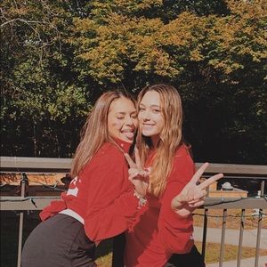 Meet your Posher, Isabella